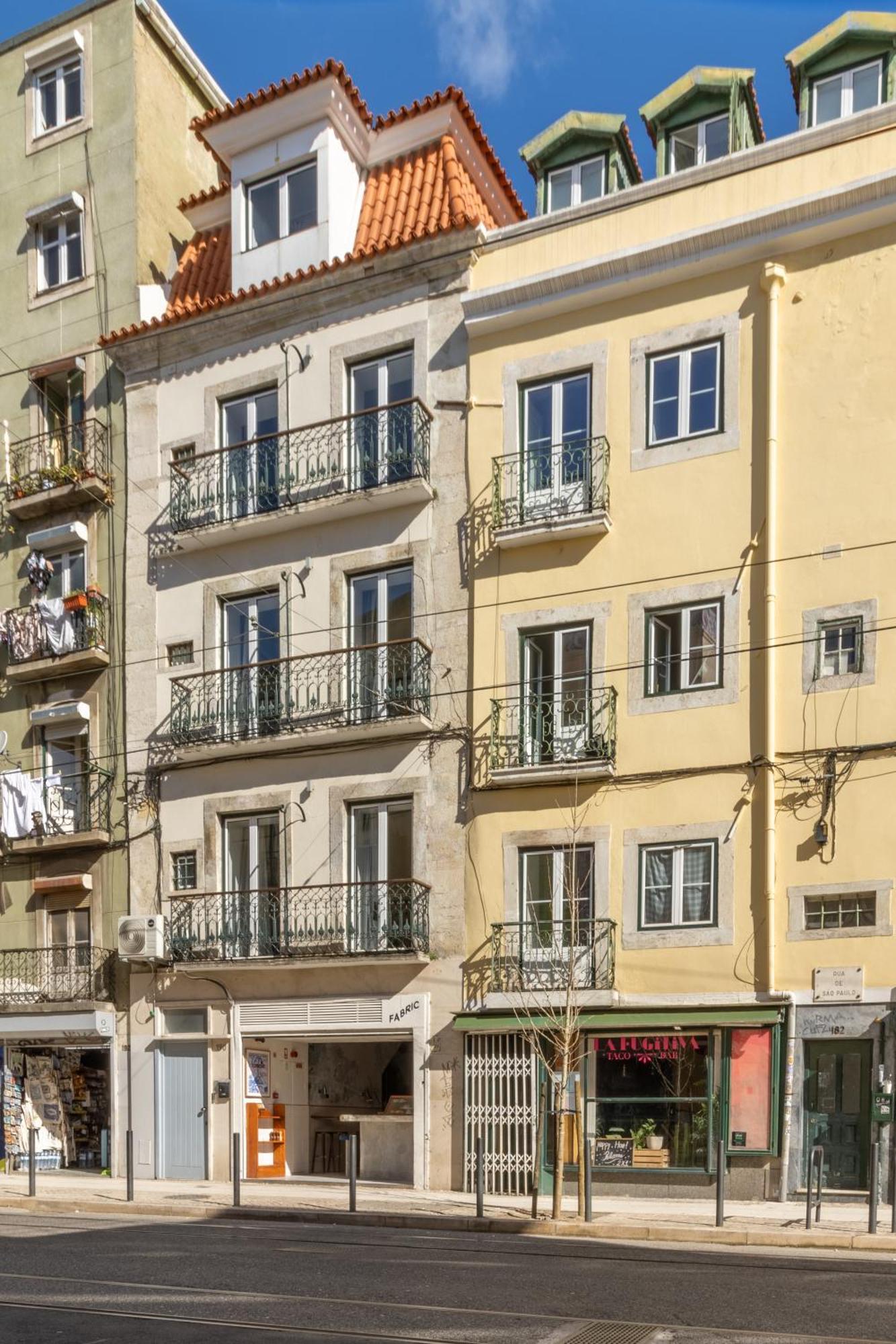 Modern 3Br, Terrace, Ac/Heating & Self Check-In Lägenhet Lisboa Exteriör bild
