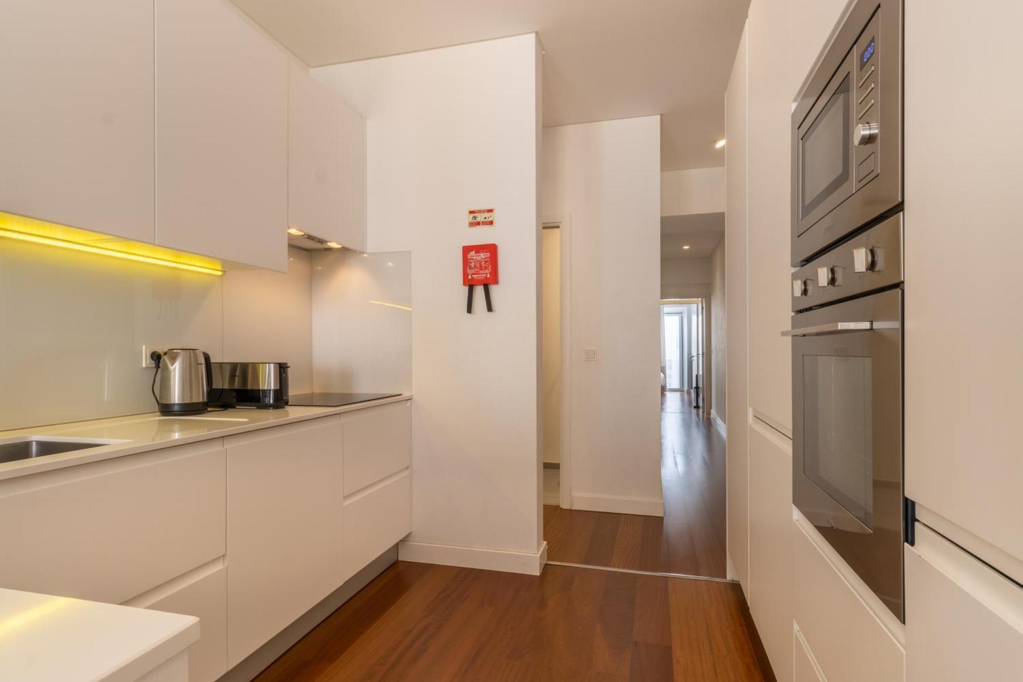 Modern 3Br, Terrace, Ac/Heating & Self Check-In Lägenhet Lisboa Exteriör bild