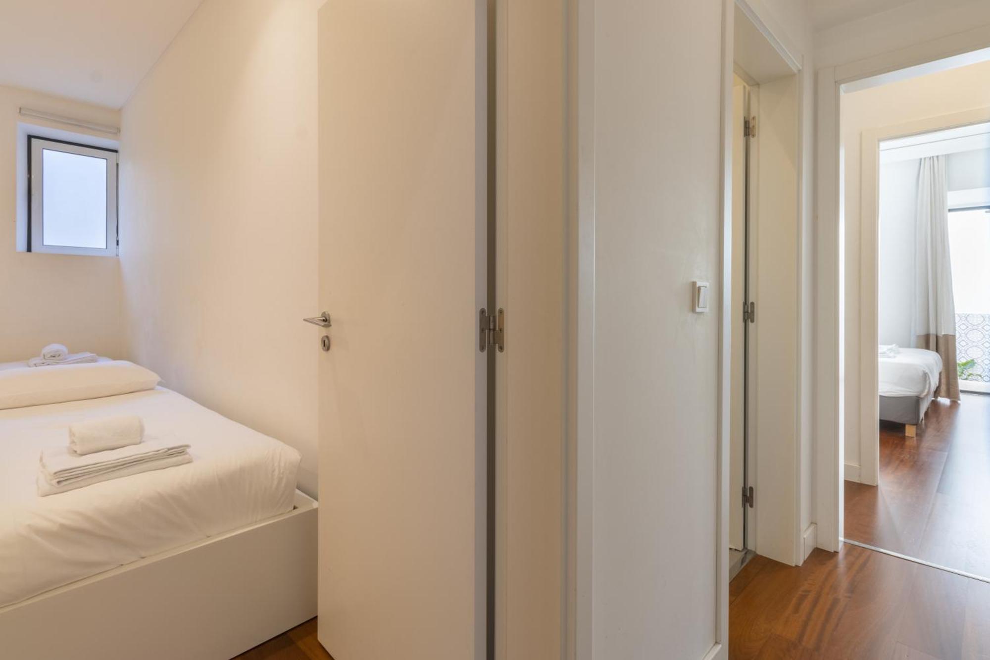 Modern 3Br, Terrace, Ac/Heating & Self Check-In Lägenhet Lisboa Exteriör bild