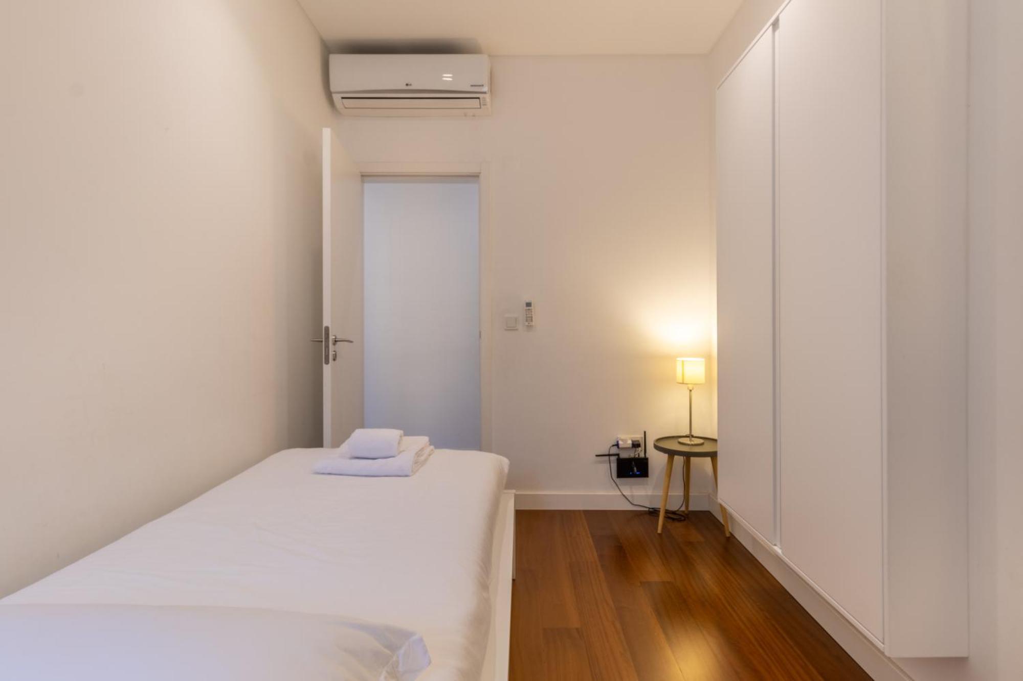 Modern 3Br, Terrace, Ac/Heating & Self Check-In Lägenhet Lisboa Exteriör bild