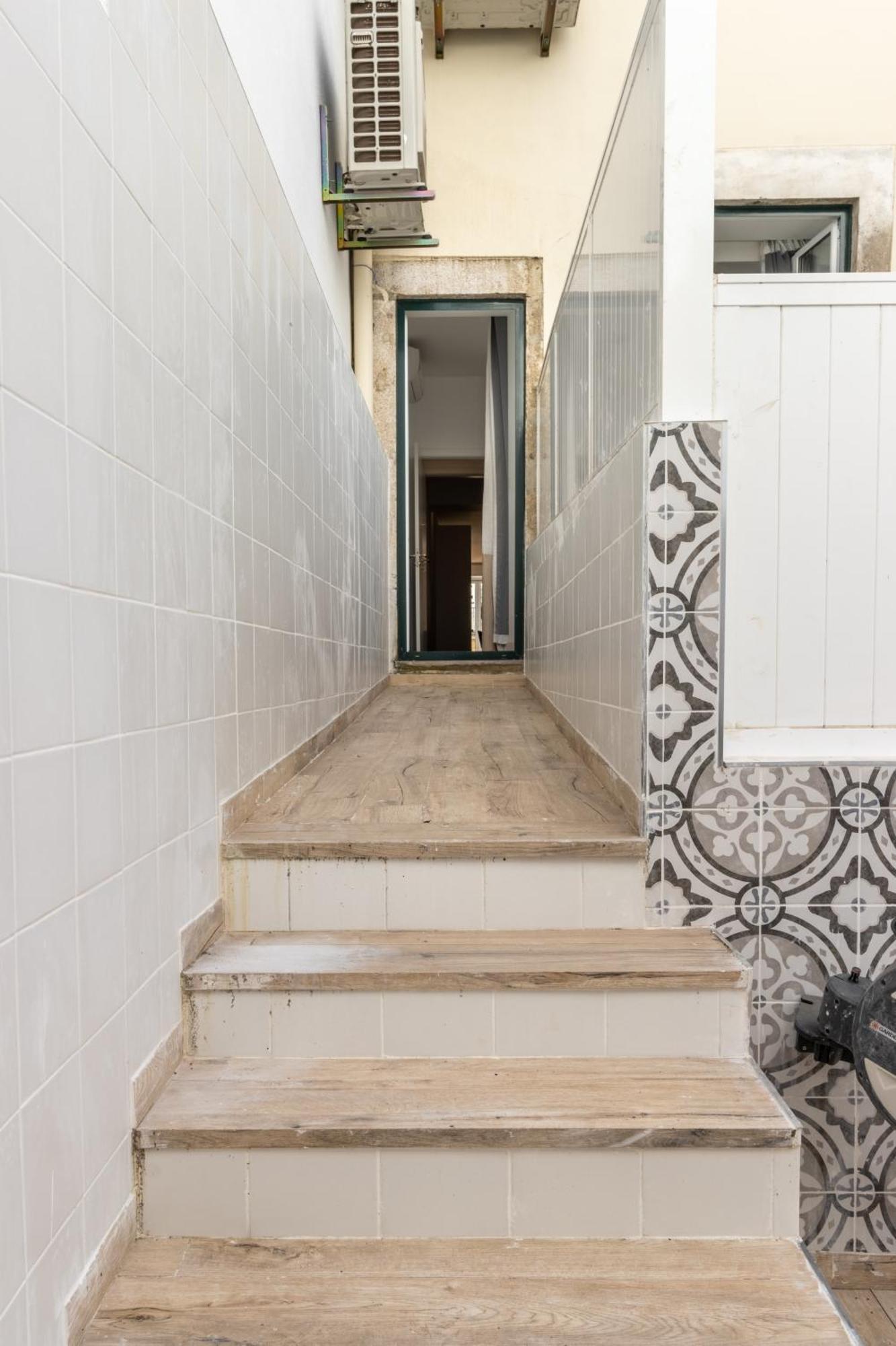 Modern 3Br, Terrace, Ac/Heating & Self Check-In Lägenhet Lisboa Exteriör bild